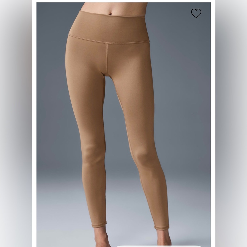 Alo Airlift 7/8 toasted almond leggings XS